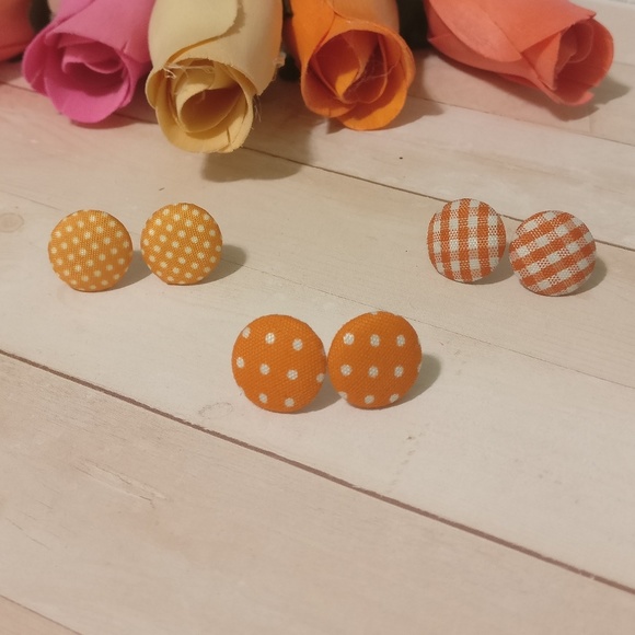 Diamonds & Jules Jewelry - Orange Fabric Button Earrings 🍊